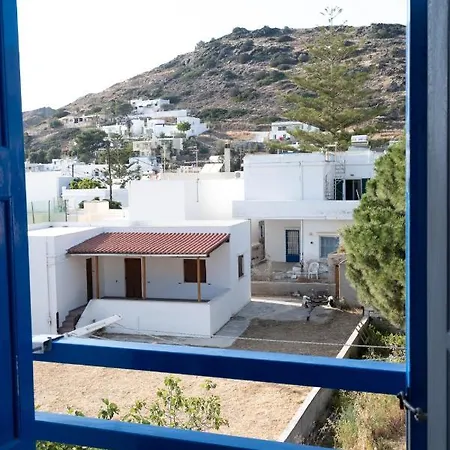 Xanthaki's *